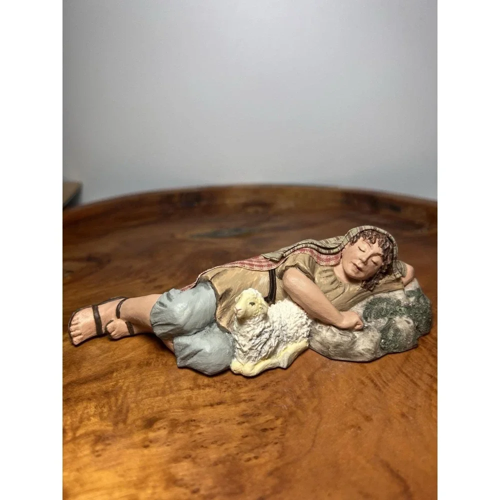 VTG Hestia Creations Josiah Shepherd Figurine Nativity Retired